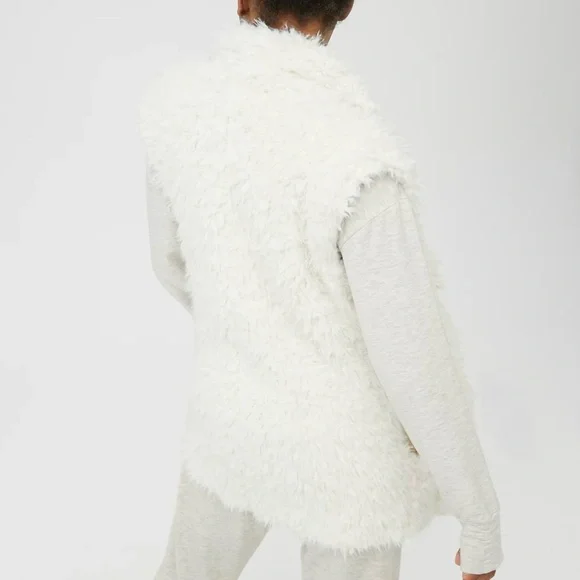 Offline by Aerie Sherpa Vest XS/S Ivory Longline Layering Cozy - Picture 2 of 9